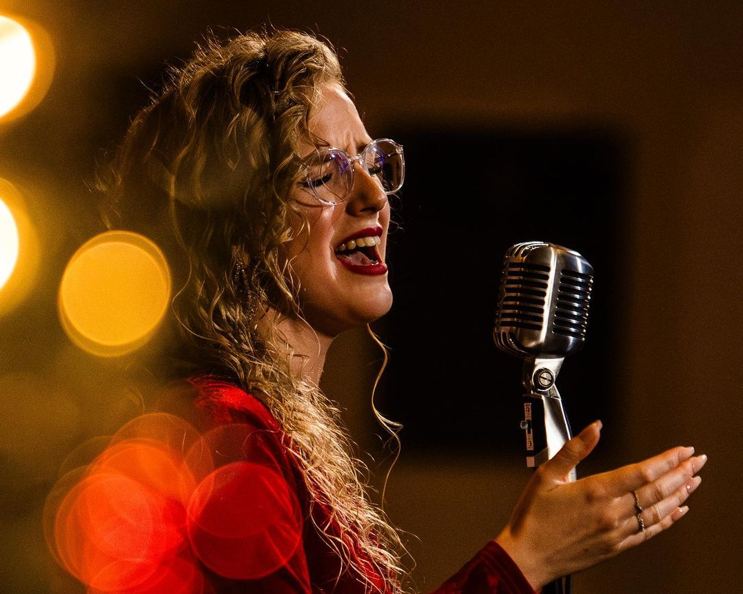 Paige Warner — Hark the Highlands Sing!